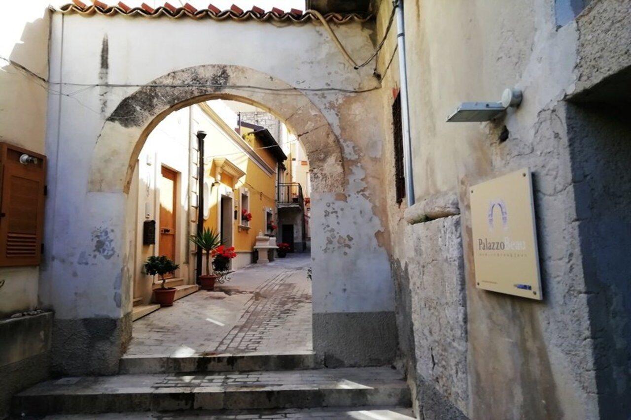 Palazzo Beau Bed & Breakfast Modica Exterior photo